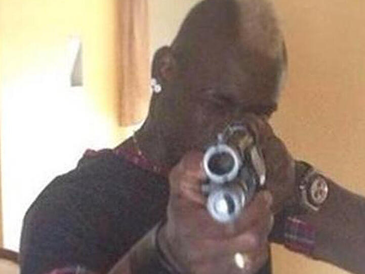 Mario Balotelli schießt scharf auf Instagram