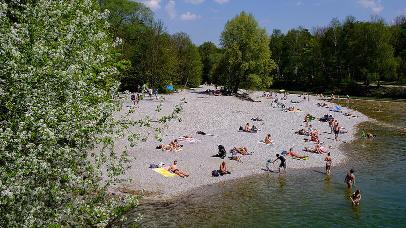 Isar-Impressionen vom April - vor allem in München war es im sonst so wechselhaften Monat besonders warm.