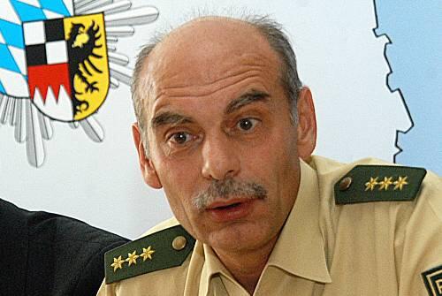 Nürnbergs Polizeichef Gerhard Schlögl ist prinzipell für eine Unterstützung durch den Ordnungsdienst - nach klaren Aufgabenregelungen.