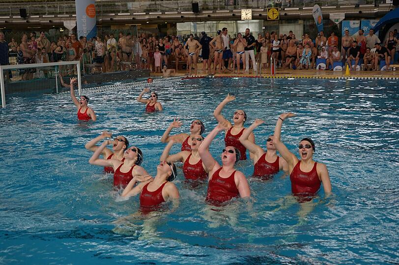 Weitere Bilder zum Wassersportfestival im Olympiabad.