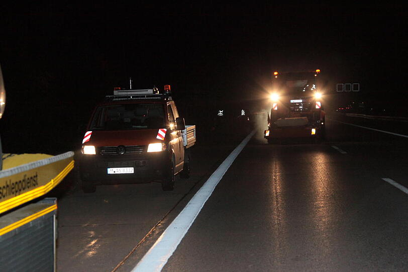 Unfall auf der A 92 bei Freising. Die Bilder.