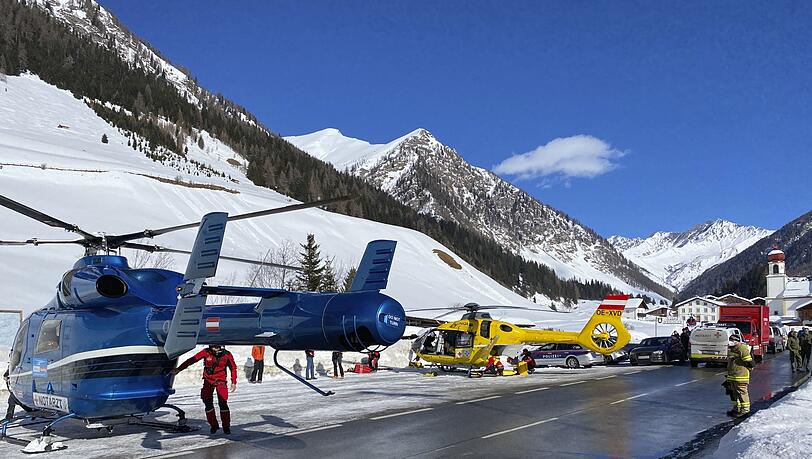 Rettungskräfte am Fuß der Gammerspitze.