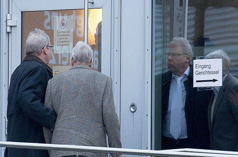 Ein früherer Wachmann in Auschwitz soll 170.000-fach Mordbeihilfe geleistet haben.