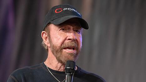 Chuck Norris soll derzeit in einem Krankenhaus liegen.
