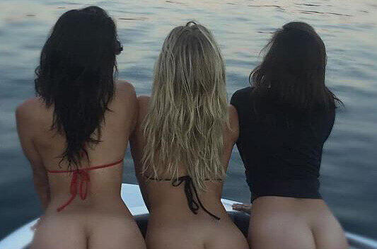Den Sonnenuntergang genießen: Nina Dobrev.