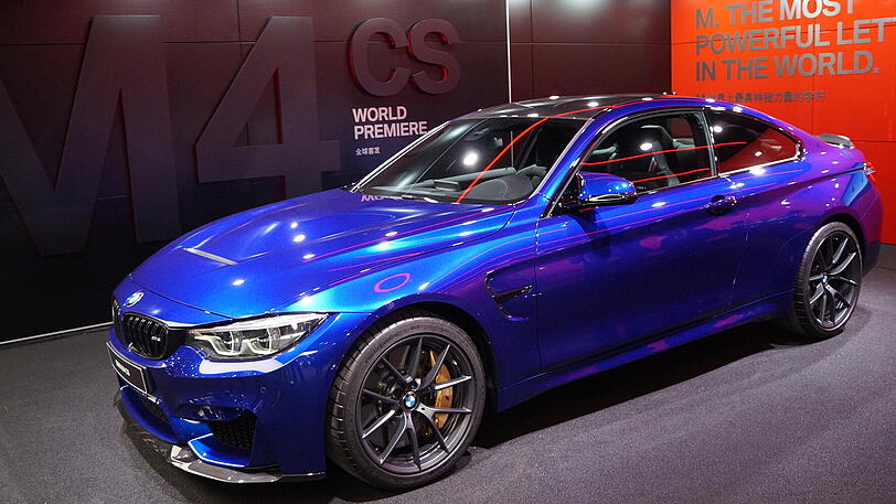 Der Preis für den BMW M4 CS liegt bei 116.900 Euro. Dafür bekommen Käufer einen limitierten Sportwagen mit 460 PS, 3,9 Sekunden Beschleunigung auf Tempo 100 und 280 km/h Spitze.