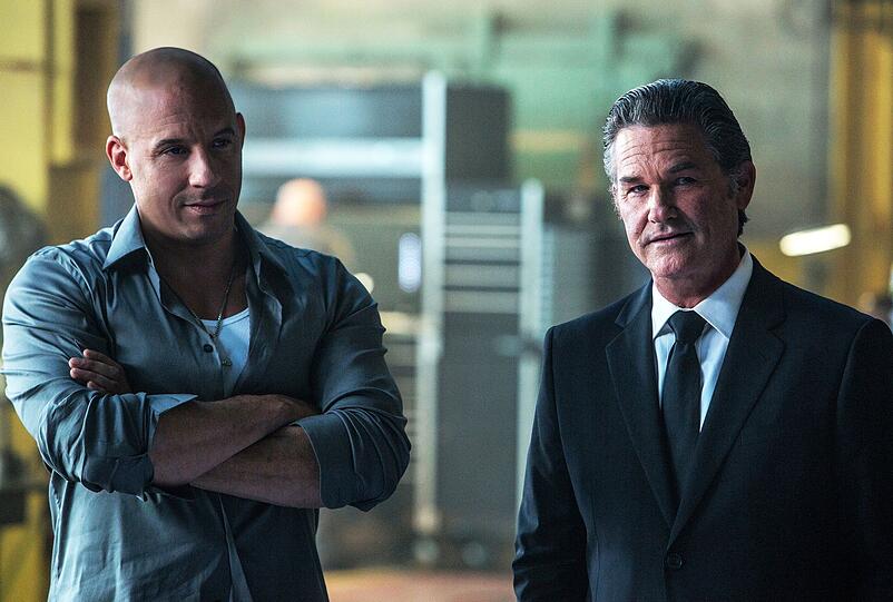 Kurt Russell (rechts, neben Vin Diesel) feierte in "Fast & Furious 7" nach längerer Abstinenz seine Rückkehr auf die große Leinwand. Kurt Russell (rechts, neben Vin Diesel) feierte in "Fast & Furious 7" nach längerer Abstinenz seine Rückkehr auf die große Leinwand.
