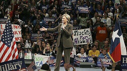 Clintons Unterstützer haben noch nicht resigniert Clintons Unterstützer haben noch nicht resigniert
