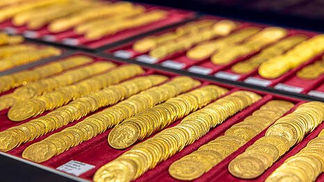 Goldm&uuml;nzen im Wert von mehr als 5.000 Euro sind verschwunden.
