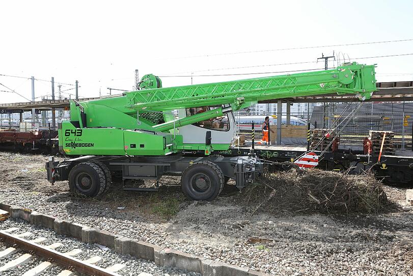 Bauarbeiten auf der Stammstrecke: Wer am Wochenende mitten in München die S-Bahn nehmen will, schaut in die Röhre. Die Bahn baut um. Wir haben uns auf der großen Baustelle mal ein Bild gemacht. Hier gibt's die Fotos...
