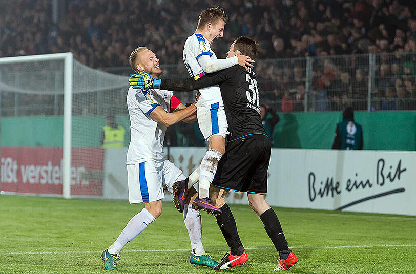 Die Löwen bekommen es im Achtelfinale mit den Sportfreunden Lotte zu tun.