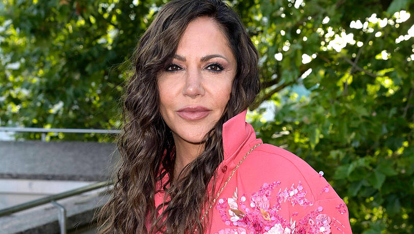 Simone Thomalla ist eine Teilnehmerin der 18. Staffel von "Let's Dance" Simone Thomalla ist eine Teilnehmerin der 18. Staffel von "Let's Dance"