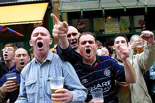 Fans aus Manchester feiern in München (Archivbild).