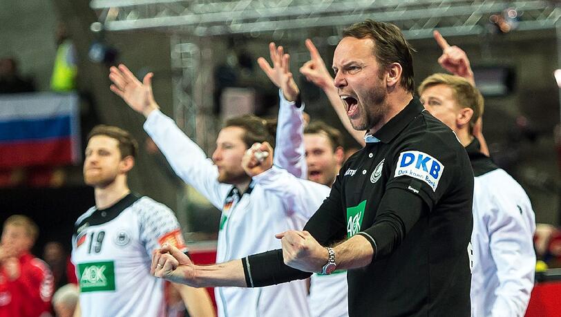 Mit Erfolg und voller Motivation am Spielfeldrand dabei: Handball-Bundestrainer Dagur Sigurdsson. Mit Erfolg und voller Motivation am Spielfeldrand dabei: Handball-Bundestrainer Dagur Sigurdsson.
