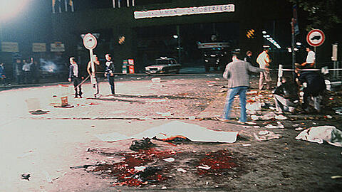 13 Menschen starben, als am 26. September 1980 die Bombe am Wiesn-Haupteingang explodierte.