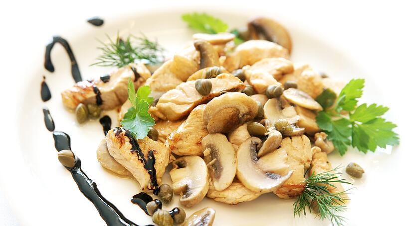 Kalter Braten mit Pilzsalat