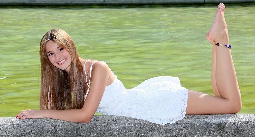 Am Klavier ist Nathalie Maier talentiert. Jetzt hat Sie es in die Top 30 geschafft: Ihre Bilder vom Shooting hier zum Durchklicken.