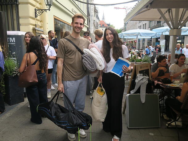 Es hat geklappt! Chiara und Benedikt sind eindach nur glücklich. Es hat geklappt! Chiara und Benedikt sind eindach nur glücklich.
