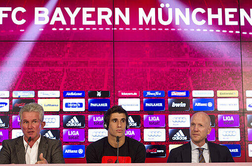 Am Donnerstag um 11.00 Uhr wurde Javier Martínez offiziell vorgestellt. Die Bilder von der Pressekonferenz in der Allianz Arena.