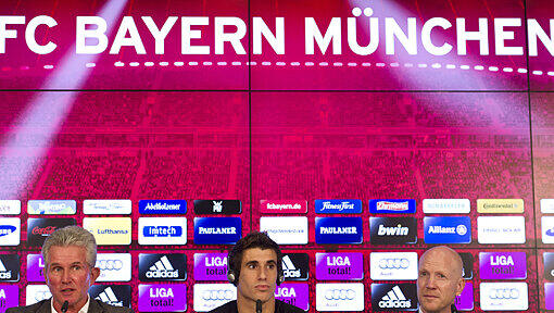 Am Donnerstag um 11.00 Uhr wurde Javier Martínez offiziell vorgestellt. Die Bilder von der Pressekonferenz in der Allianz Arena. Am Donnerstag um 11.00 Uhr wurde Javier Martínez offiziell vorgestellt. Die Bilder von der Pressekonferenz in der Allianz Arena.