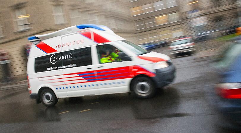 Achtung, Rutschgefahr! In Berlin und Brandenburg sorgt Blitzeis für viele Unfälle. Die Bilder.