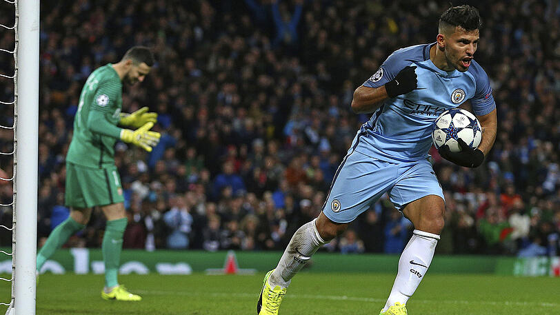 Neben dem deutschen Nationalspieler Leroy Sané (82. Minute) und Raheem Sterling (26.) trafen Sergio Aguero (im Bild - 58./71.) und John Stones (77.) für Manchester City.