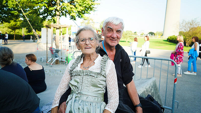 Roswitha und Klaus gönnten sich vor dem Helene-Fischer-Konzert einen Besuch auf dem Oktoberfest. Roswitha und Klaus gönnten sich vor dem Helene-Fischer-Konzert einen Besuch auf dem Oktoberfest.