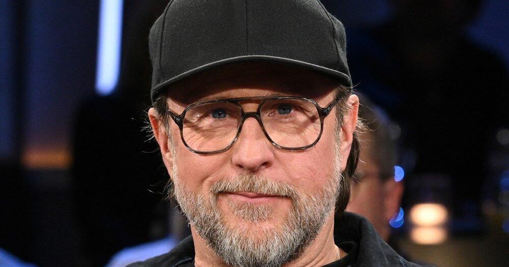 Bjarne-M-del-Darum-zieht-der-Schauspieler-von-Berlin-nach-Hamburg