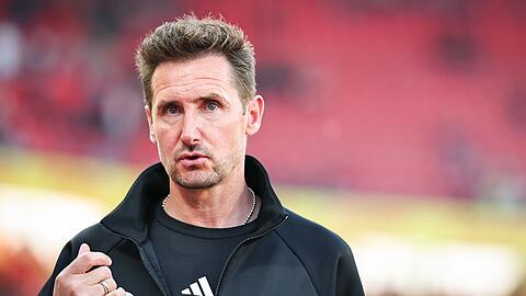 Letzter Saisonstopp in Hannover: Miroslav Klose. (Archivbild) Letzter Saisonstopp in Hannover: Miroslav Klose. (Archivbild)