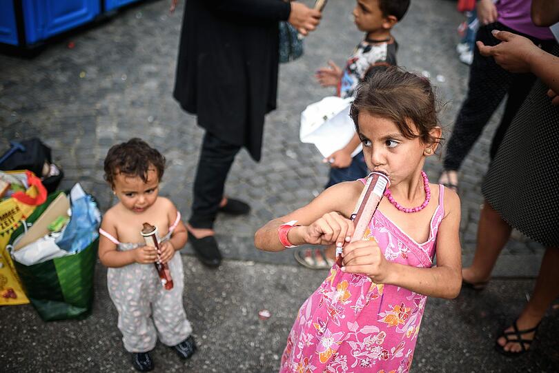 Tausende Flüchtlinge haben am Dienstag mit Zügen aus Ungarn den Münchner Hauptbahnhof erreicht.