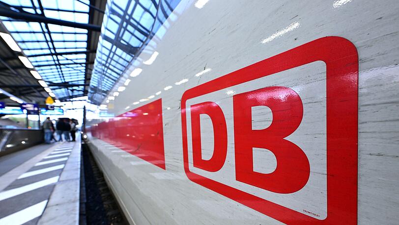 Die Bahn dürfte ihr Pünktlichkeitsziel auch in diesem Jahr deutlich verfehlen. (Archivbild) Die Bahn dürfte ihr Pünktlichkeitsziel auch in diesem Jahr deutlich verfehlen. (Archivbild)