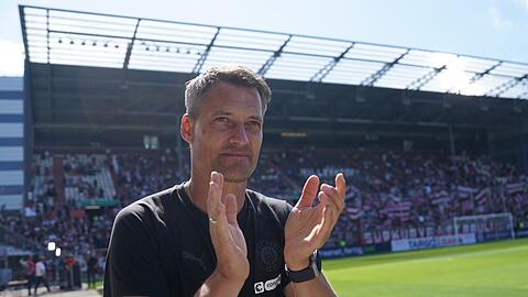 Trainer Alexander Blessin vom FC St. Pauli.