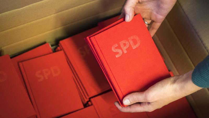 Die SPD hat im vergangenen Jahr fast 20.000 Mitglieder verloren. Die SPD hat im vergangenen Jahr fast 20.000 Mitglieder verloren.