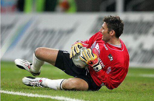 Schock: Der Ex-Löwen-Keeper Bernd Meier ist tot. Er starb mit 40 Jahren an einem Herzinfarkt.