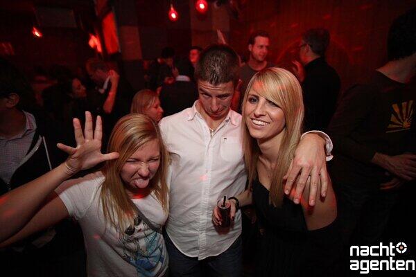 Wenn 089-Bar und Pacha ihre Tore zum "donnerstags clubbing" öffnen, lockt das die Münchner Partyjugend an. Mehr Bilder unter: www.nachtagenten.de