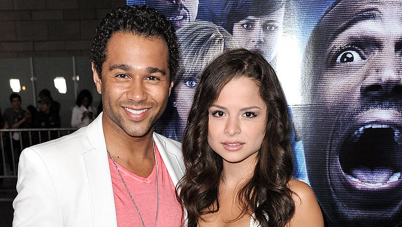 Corbin Bleu hat seiner Liebsten Sasha Clements einen Heiratsantrag gemacht Corbin Bleu hat seiner Liebsten Sasha Clements einen Heiratsantrag gemacht
