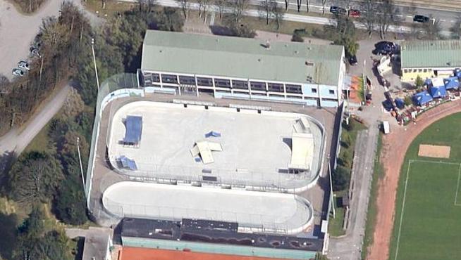 Das Eis- und Funsportzentrum West hat mit technischen Problemen zu kämpfen. Das Eis- und Funsportzentrum West hat mit technischen Problemen zu kämpfen.