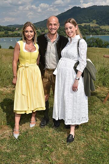 Kinga Mathe mit Peyman Amin und Freundin Sandra Apfelbeck