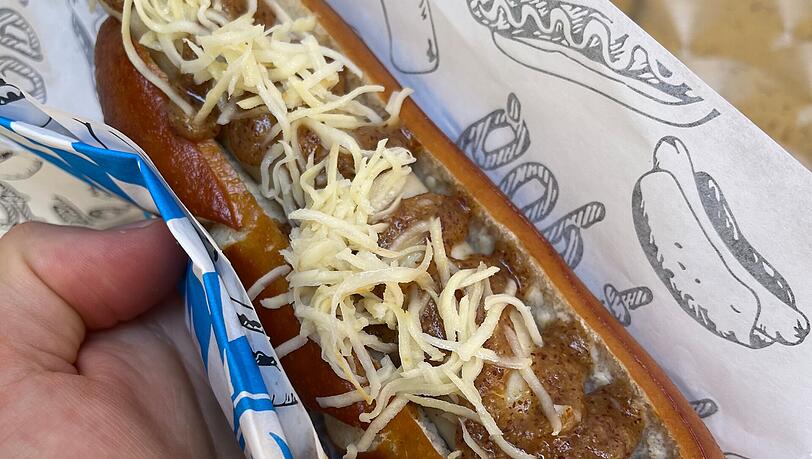 "Das Original" ist eine Kombination aus Weißwurst und Laugenstangerl.