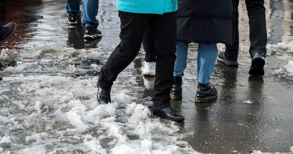 Vorsicht-Glatteis-So-lassen-sich-St-rze-vermeiden