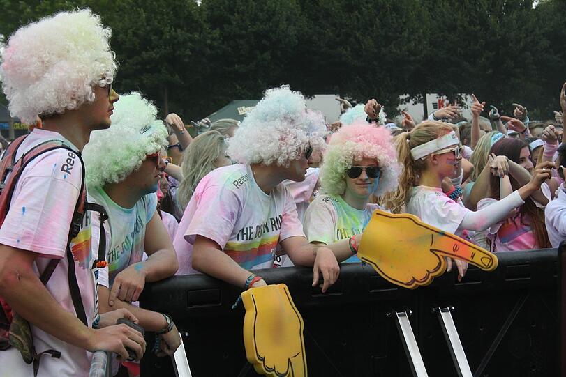 Bunter geht's nicht: Der Color Run in Riem. Die Bilder.