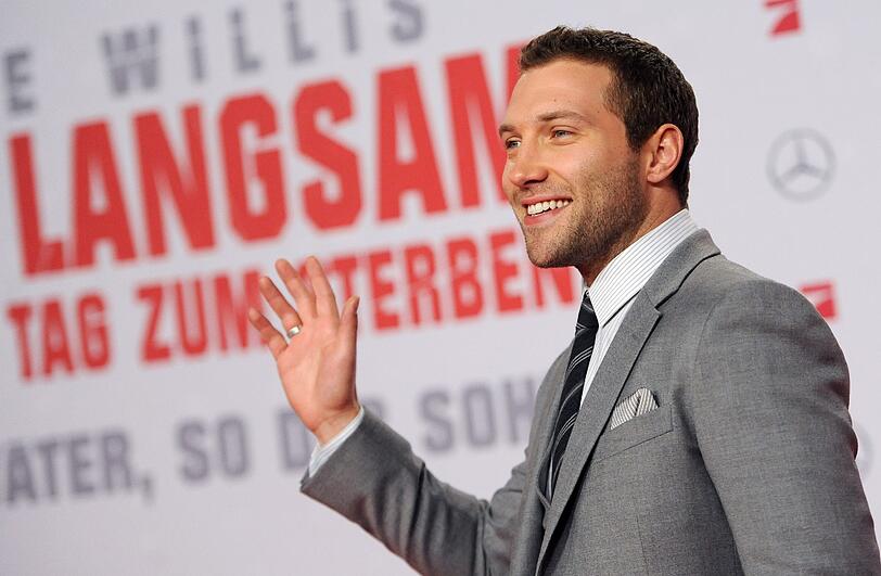 Er ist der Nachwuchs-Star des Abends: Der Australier Jai Courtney spielt in "Stirb Langsam - Ein guter Tag zum Sterben" Bruce Willis' Sohn Jack.