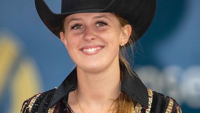 Westernreiterin Gina Schumacher sitzt auch als junge Mutter erfolgreich im Sattel.