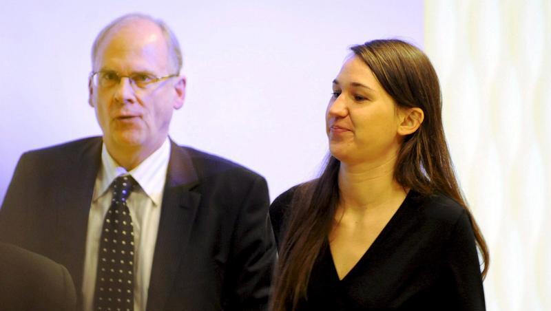 Die 32-jährige deutsche Studentin Christine S. wurde in Schweden zu einer lebenslangen Haftstrafe verurteilt. Die 32-jährige deutsche Studentin Christine S. wurde in Schweden zu einer lebenslangen Haftstrafe verurteilt.