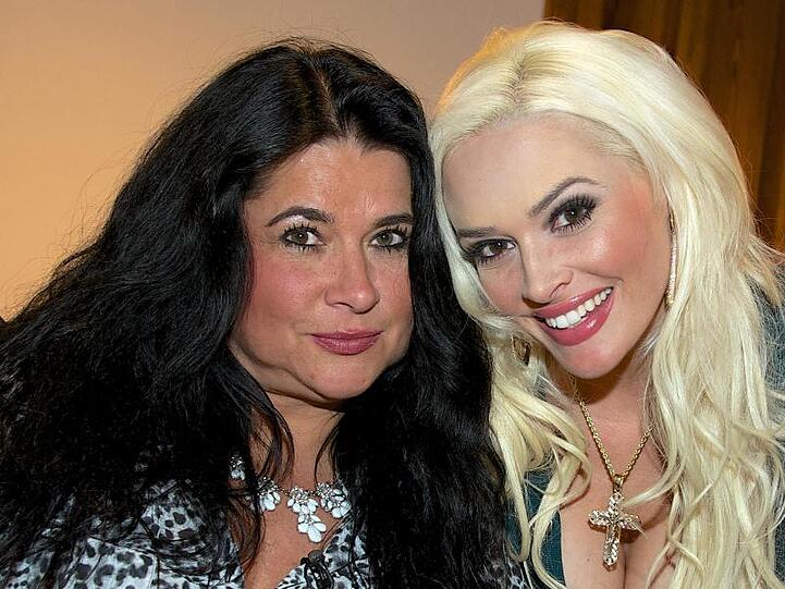 Daniela Katzenberger freut sich auf Weihnachten mit ihrer Mutter Iris Klein.