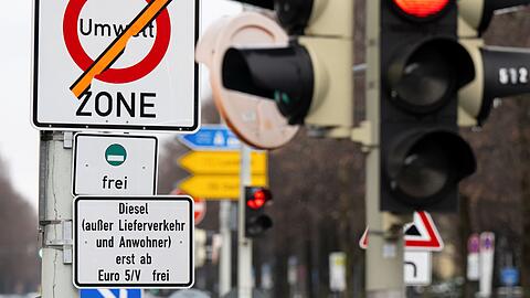 Der Stadtrat muss entscheiden, ob und wie das Diesel-Fahrverbot verschärft wird.