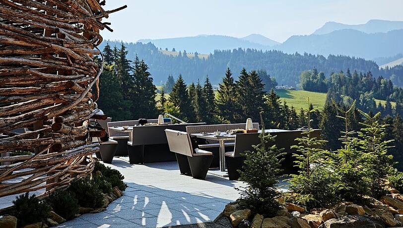 Im Haubers Schwalbennest findet das Bergfrühstück auf 950 Metern Höhe statt.