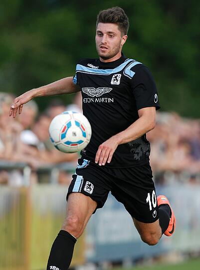 Der offensive Mittelfeldspieler Moritz Stoppelkamp wechselte von Hannover 96 zu den Löwen.