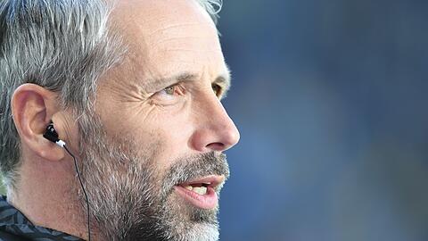 Trainer Marco Rose spricht.
