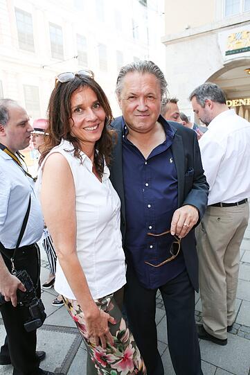 Michael Brandner mit Ehefrau KarinProminente aus der Film- und Fernsehbranche besuchen das "Get Together" des ZDF im Rahmen der Filmfestspiele.